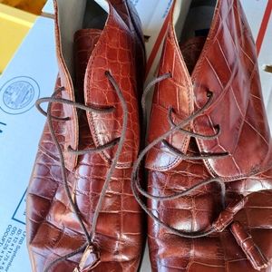 Stacy Adam's ankle hi style shoe